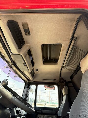 Nákladní automobil s pevnou korbou MAN 19.314