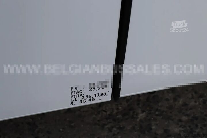 Autocar MAN Lion's Coach R08 / 13.8m /