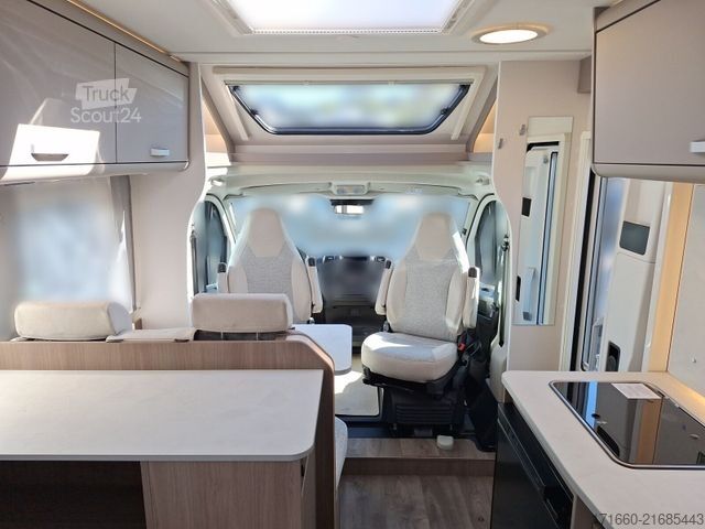 Félintegrált lakóautó CARADO T 135