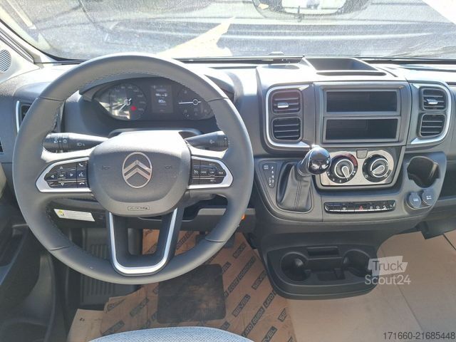 Félintegrált lakóautó CARADO pro+ V 337 Combi 6 E, Automatik