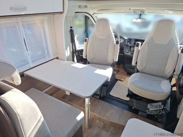 Félintegrált lakóautó CARADO pro+ V 337 Combi 6 E, Automatik