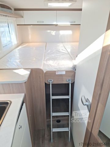 Félintegrált lakóautó CARADO pro+ V 337 Combi 6 E, Automatik