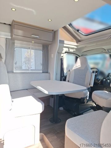 Félintegrált lakóautó CARADO T 447 180 PS|Automatik|Maxi-Chassis