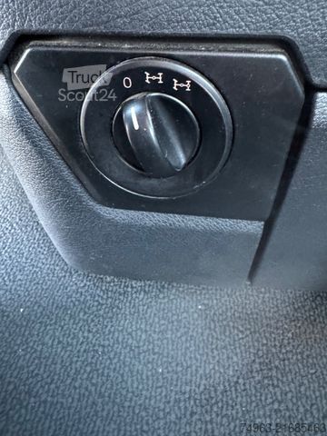 Camion-benne tricar MERCEDES-BENZ Arocs 3245, 8x4, Meiller, Bordmatik