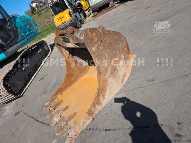 Larvegraver KOBELCO 210 NLC / Oil Quick SW 2 Löffel