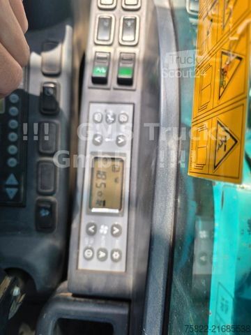 Larvegraver KOBELCO 210 NLC / Oil Quick SW 2 Löffel