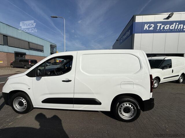 Hochdachkombi Opel Combo 1.2 Turbo L1H1 Edition BENZINE 3-ZTIS CAR...