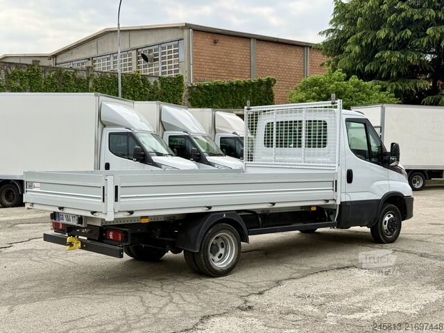 Furgón abierto Iveco DAILY 35-160