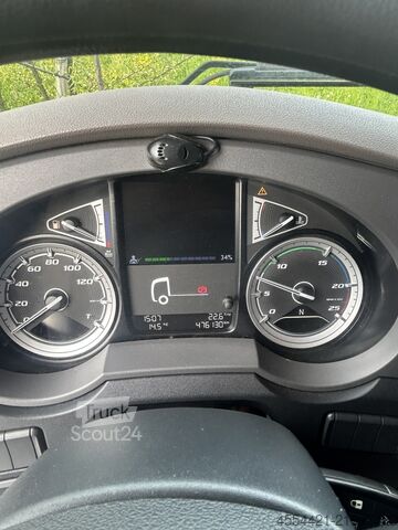 Camión de materiales peligrosos DAF 