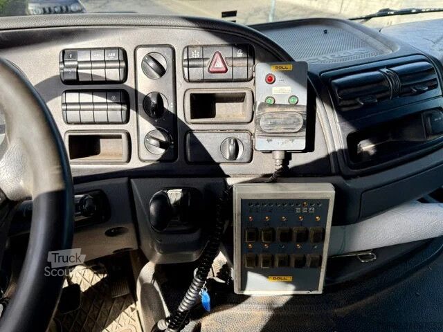 Standard-SZM Mercedes-Benz Actros 2644 Holz Kran Palfinger SRX47/Komplettzug