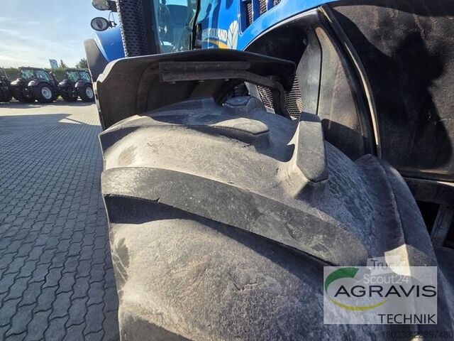 Traktor New Holland T 8.390 ULTRA COMMAND