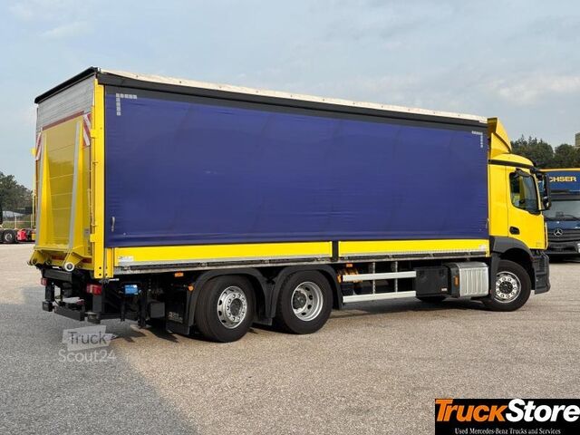 Autocarro con pianale e telone  Actros 2533L EDSCHA Curtainsider