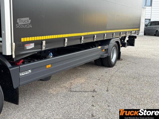 Kamion sa ravnom platformom i ceradom  Atego 1330LL CURTAINSIDER Curtainsider