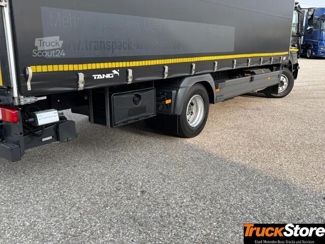 Kamion sa ravnom platformom i ceradom  Atego 1330LL CURTAINSIDER Curtainsider