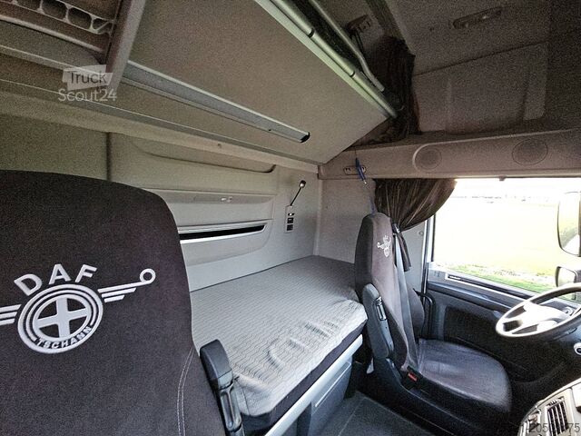 Standard-SZM DAF XF 530 FTT 6X4 120 TON INT.