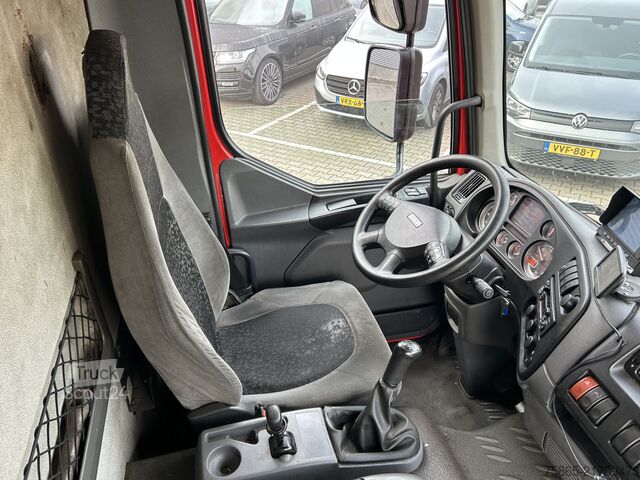 Чемодан DAF LF 45 220 Euro 4 / 12 Ton / Manual / Box / Load...