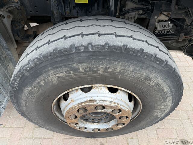 Autocarro ribaltabile MAN 41.480 TGA KIPPER 8x4 40Ton Euro3