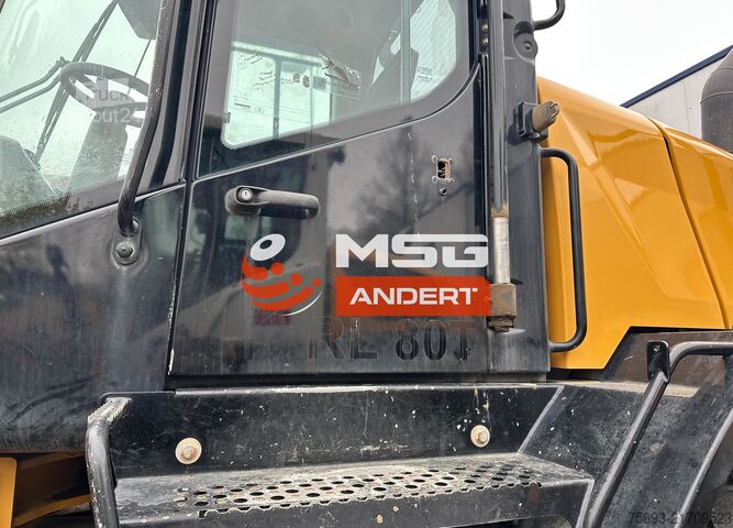 навантажувач Liebherr L 538