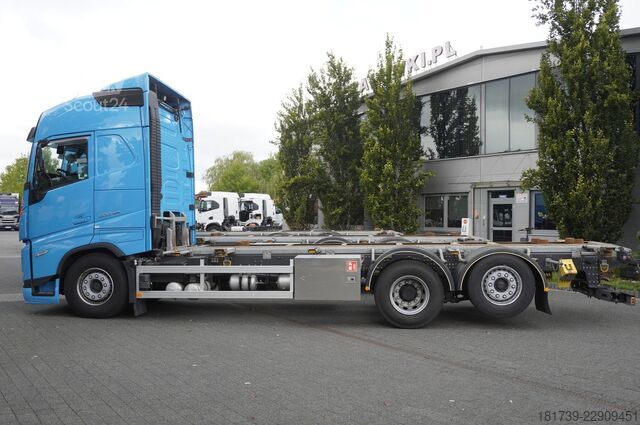 BDF / ADR Volvo FH 500 6x2 / 299 tho. km / 2024/ 3 units