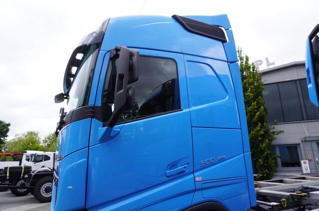 BDF / ADR Volvo FH 500 6x2 / 299 tho. km / 2024/ 3 units