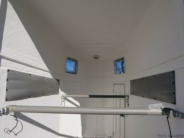 Rimorchio per trasporto cavalli BÖCKMANN 1,5 Pferde  Heckklappe schwenkbar