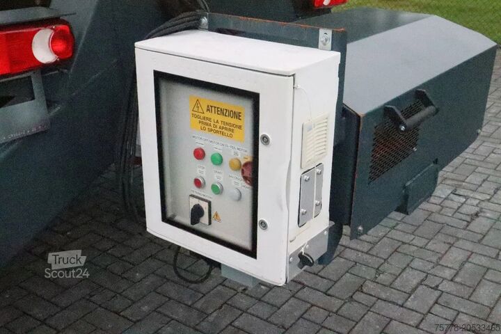 Manipulator telescopic rotativ Bobcat TR 50.250 | JIB WINCH | FORKS | ELECTRICALLY OP...