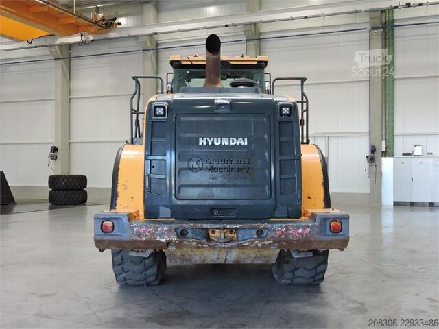Pyöräkuormaaja HYUNDAI HL970