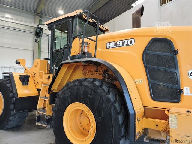 Pyöräkuormaaja HYUNDAI HL970