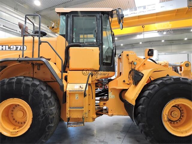 Pyöräkuormaaja HYUNDAI HL970