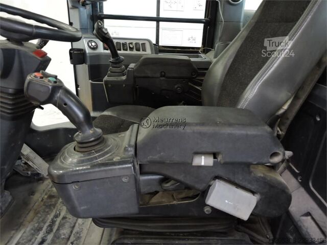 Pyöräkuormaaja HYUNDAI HL970
