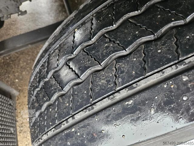 Standard-SZM Mercedes-Benz Actros 1845 Standard-BigSpace-Stand Klima-2 Units