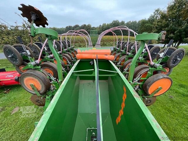 Прецизійна сівалка Amazone EDX 6000-TC