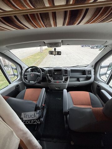 Avtodom z nadgradnjo (alkoven) Elnagh Duke