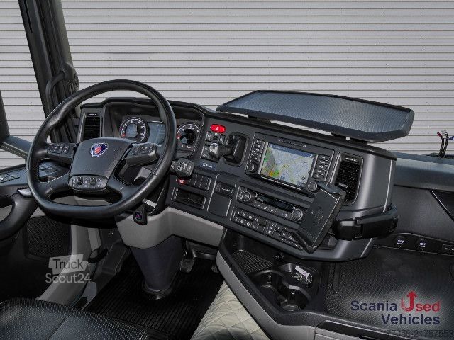 Стандартний тягач Scania R 560 A4x2NB - ADR / Voll-Luft / 4-Balg -