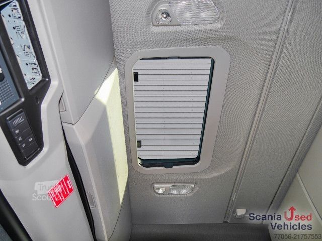 Стандартний тягач Scania R 560 A4x2NB - ADR / Voll-Luft / 4-Balg -