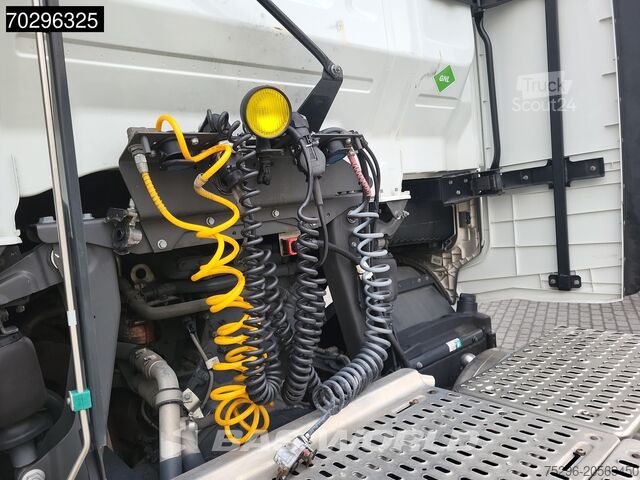 Padrão-SZM Iveco S-Way S-Way 4X2 LNG Retarder 2X Tanks