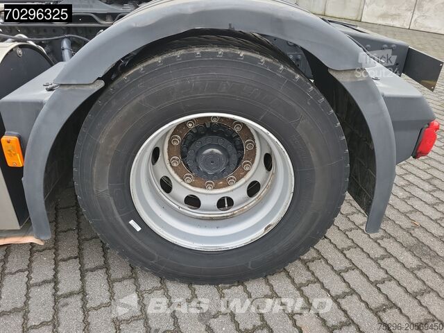 Padrão-SZM Iveco S-Way S-Way 4X2 LNG Retarder 2X Tanks