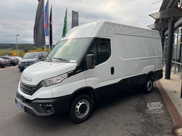 Høy tak varebil IVECO Daily 35S16 A8 *R3.520mm*Automatik*AHK*ACC*
