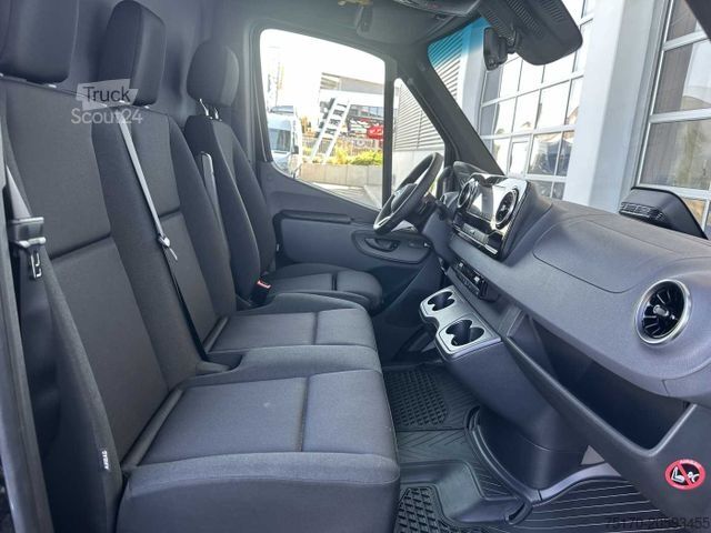 Varebil MERCEDES-BENZ Sprinter 319 CDI 4325 AHK DISTRONIC 360 Klima