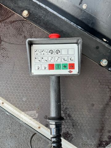 LKW mit Hubarbeitsbühne RENAULT Master 2.3 dCi / VERSALIFT ETL-26, 11,3m