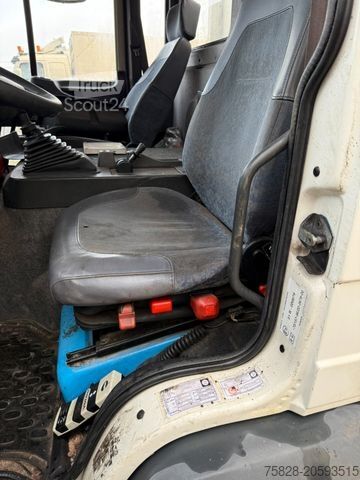 Camion plateau VOLVO FL220 15 Tonnen GG.