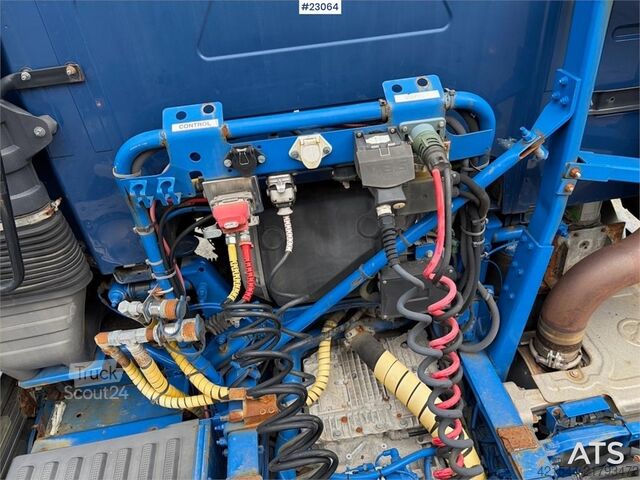 Standartinis-SZM Volvo FH16 540 truck m/ 2006 Damm machine trailer