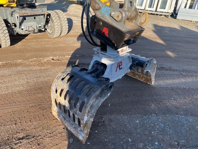 Escavadora sobre rodas NEUSON EW65 + div. Awzg!