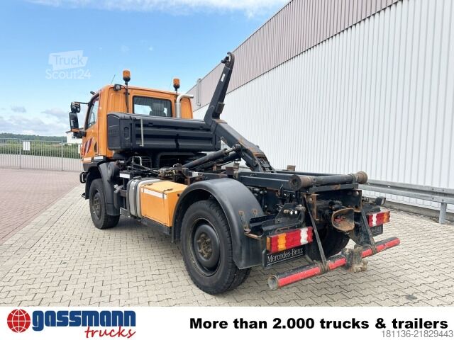Camion per usi speciali Unimog U 20 4x4, City-Abroller, Zapfwelle,