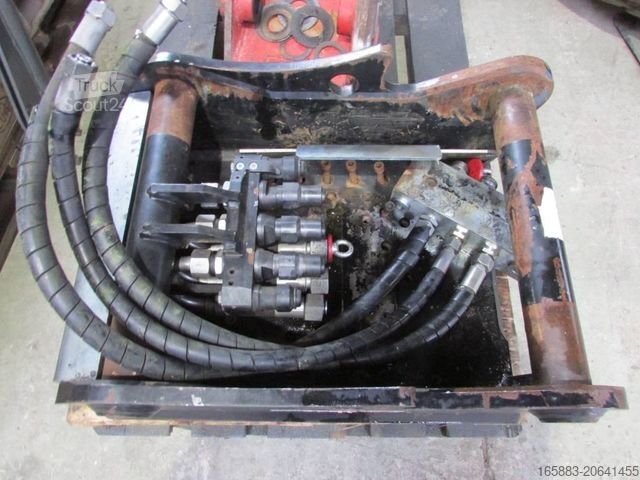 Другое  OilQuick OQ 65 Adapterplatte 2.900 EUR