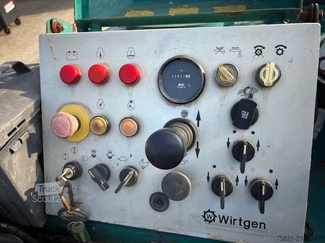 Asfalta frēzmašīna Wirtgen W500