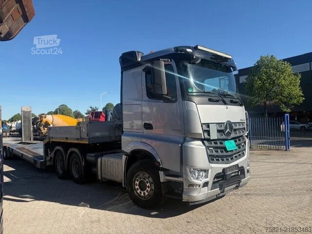Standaard-SZM Mercedes-Benz Arocs 3363