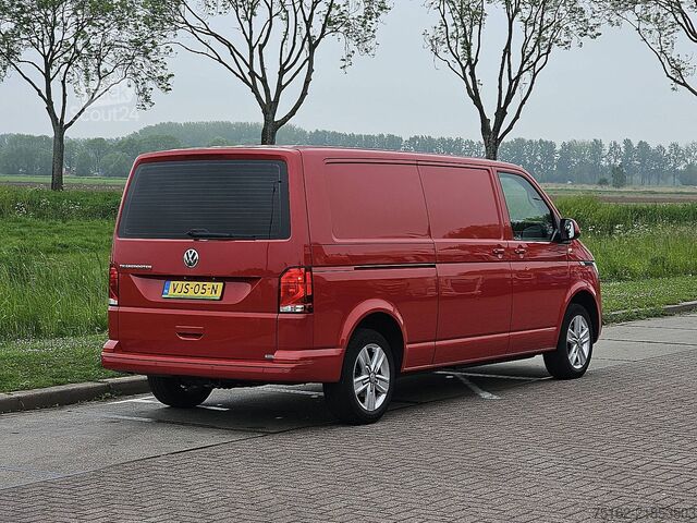 Комби с висок покрив VOLKSWAGEN TRANSPORTER 2.0 TDI 150 DSG AUT. EDITION