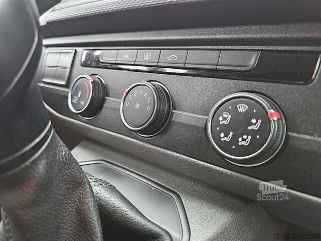 Комби с висок покрив VOLKSWAGEN TRANSPORTER 2.0 TDI 150 DSG AUT. EDITION