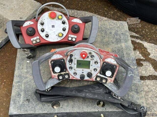 Mixer Mercedes-Benz ACTROS 3241 8x4 PUMI PM M 21-3 (21m) Putzmeiste...